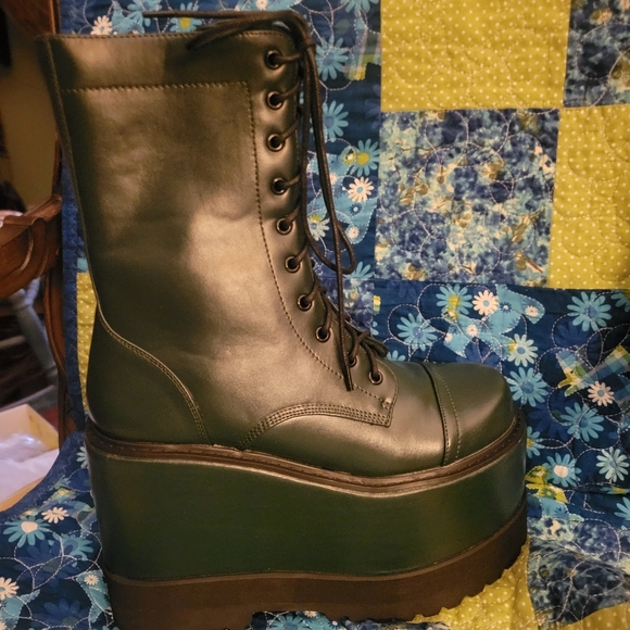 Privileged Lemon Drop platform boots size 8 - Picture 1 of 5